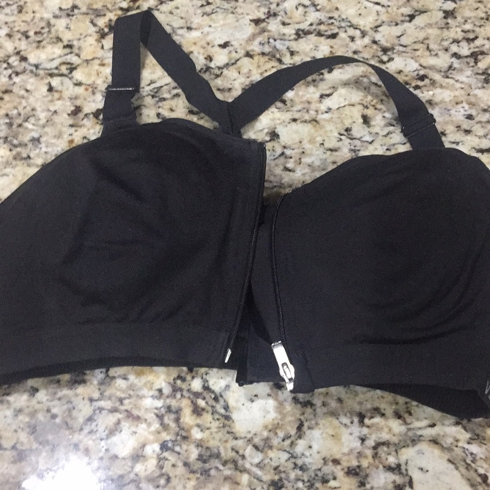 VSX Victoria’s Secret Sports Bra